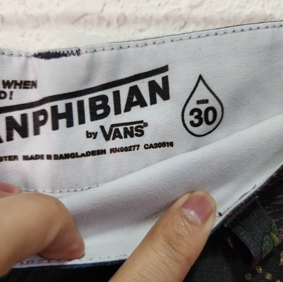 Vans Vanphibian Board Shorts Men’s 30 grey Floral Hawaiian Swim Trunks - Picture 2 of 4